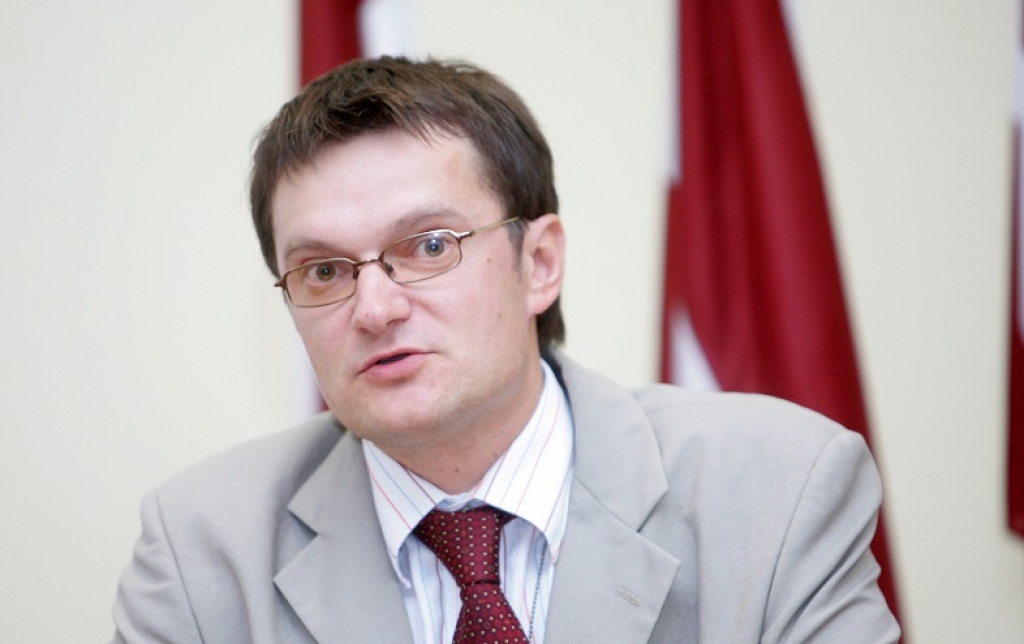 Aizsardzības ministrija: Arī Latvijā vērojamas hibrīdkara pazīmes