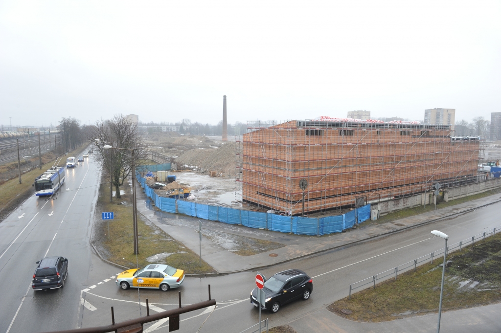 Starta šāviens lietuviešu megacentram Maskavas ielā