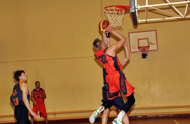 FOTO: Iecavas novada 20. atklātā basketbola čempionāta finālspēles