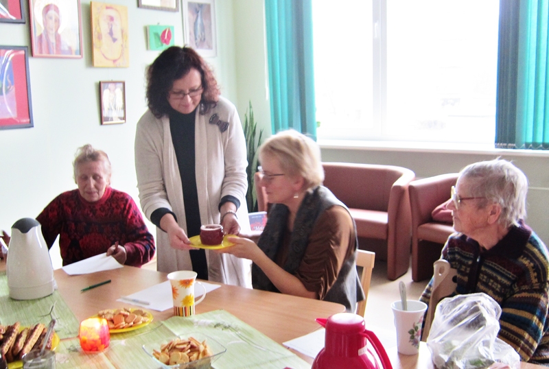 Iecavnieces dalās pieredzē par tējām
