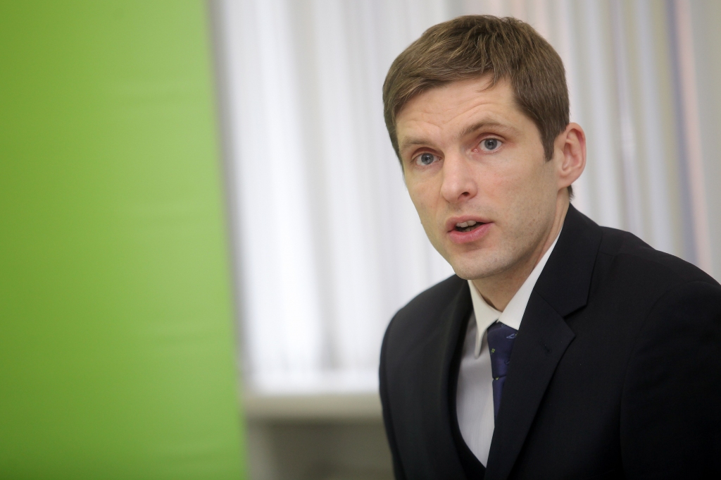 Eksperti: Iedzīvotāji izmanto patēriņam labvēlīgos apstākļus