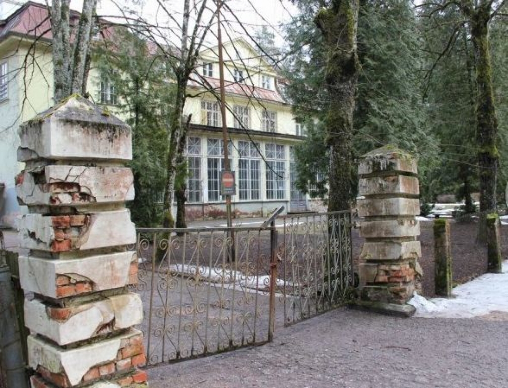 Kas notiek ar bijušo sanatorijas Ogre ēku?