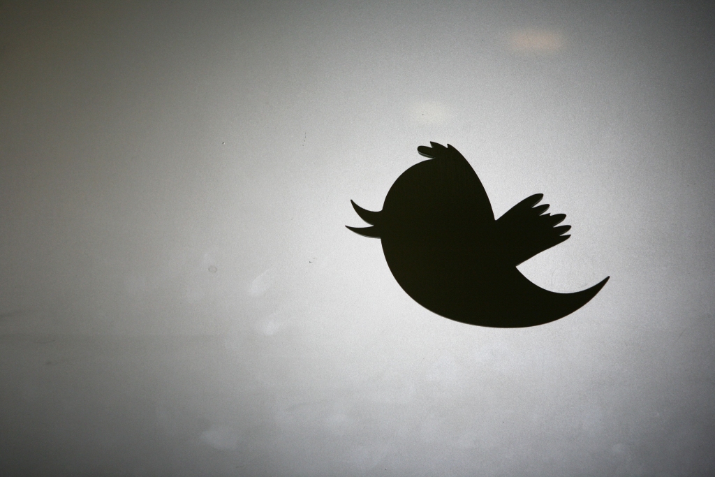 Twitter aizliedz atriebības kailfoto publicēšanu