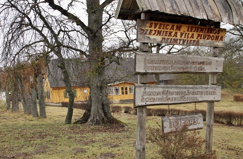 FOTO: Pavasara saulgrieži «Lejniekos»