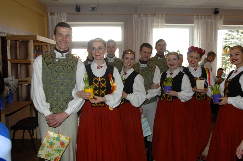FOTO: Bauskas apkārtnes dejotāji atrāda gada laikā apgūto