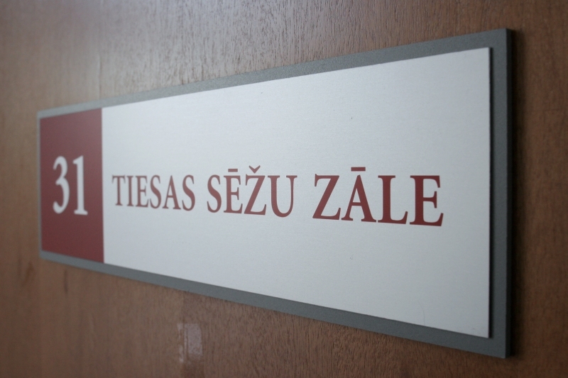 Bauskas tiesa turpinās skatīt lietu par izspiešanu un personas nolaupīšanu