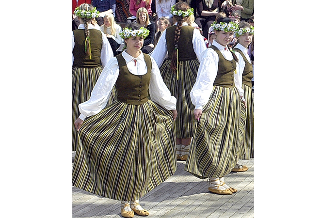 «Pavasarī Šēnbergā» – vairāki simti dalībnieku
