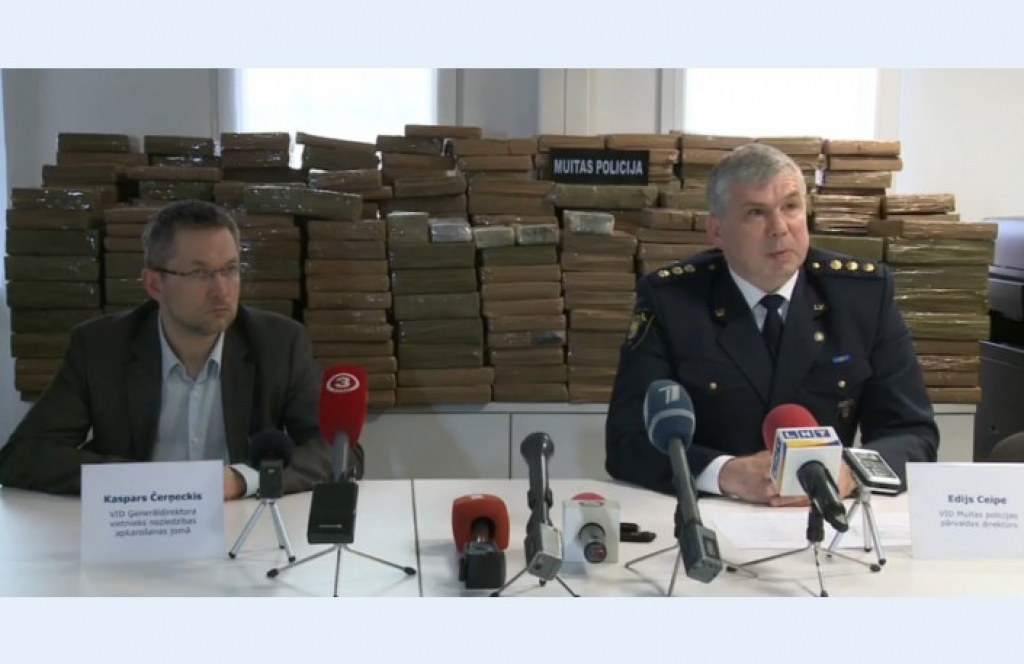 Atrod hašiša daudzmiljonu lietā iesaistīto Sačivko; tiesa viņu no apcietinājuma atbrīvo