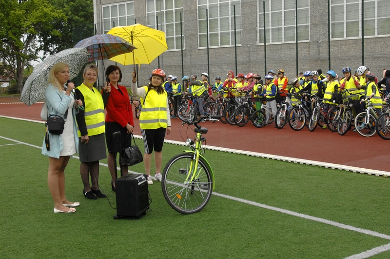 Mācību gadu noslēdz ar velobraucienu
