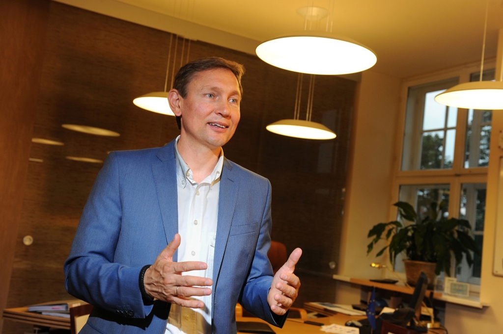 Intervija: Ar bankām nekonkurēs