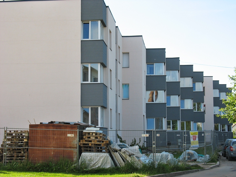 Viena pabeigta, otru pārtaisa