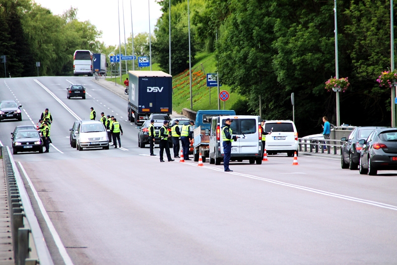 Policija svētkos rīkos reidus