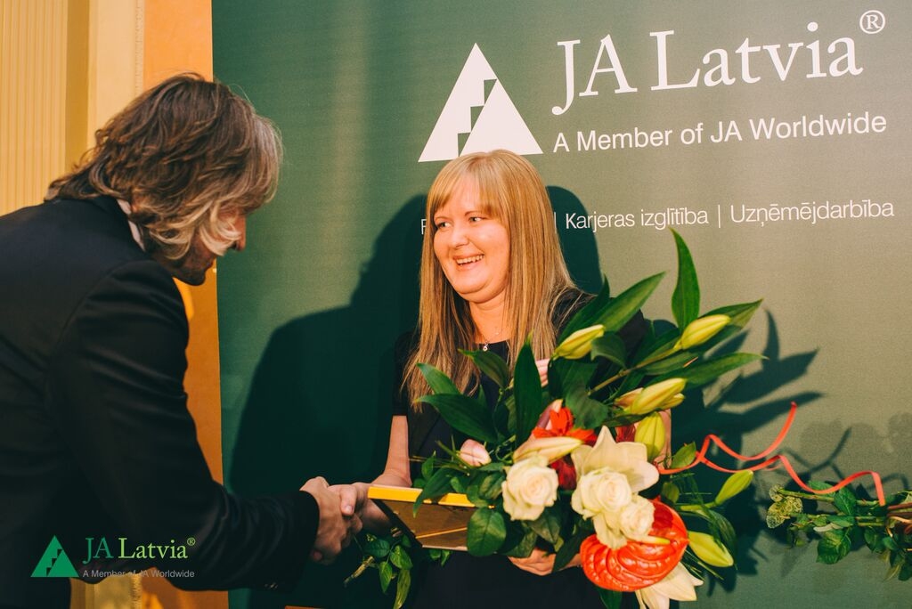 Baušķeniece Solvita Lauzēja – labākā ekonomikas skolotāja