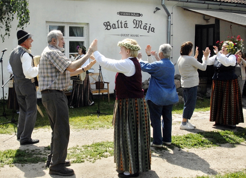 Jāņu ieskaņas Pilsrundālē