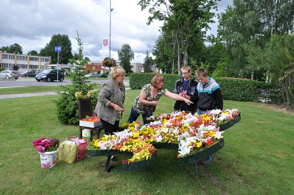 FOTO: Liliju svētki Vecumniekos