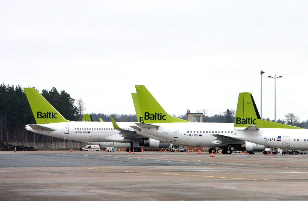 papildināts (15:52) - Oslo lidostā pirms izlidošanas aiztur iereibušus airBaltic pilotus un stjuartes