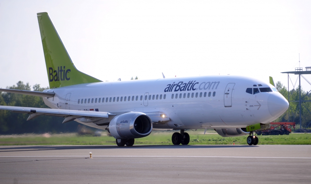 Reibumā aizturētajai airBaltic apkalpei piespriež cietumsodus
