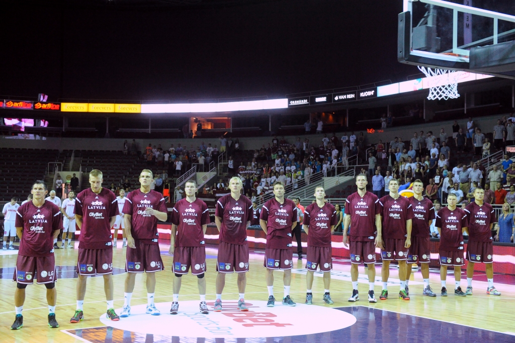 Latvijas basketbola izlase pēdējā pārbaudes spēlē pirms EČ pārliecinoši uzveic Maķedoniju