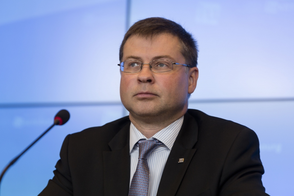 Dombrovskis: Eiropas Savienības monetārā savienība kļūst stiprāka