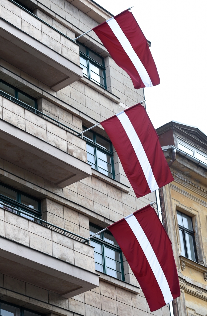 Cīnīsies pret karoga interpretācijām