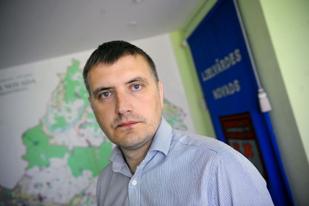 Ne tikai 200 miljonu vekselis, bet arī mobings un bosings