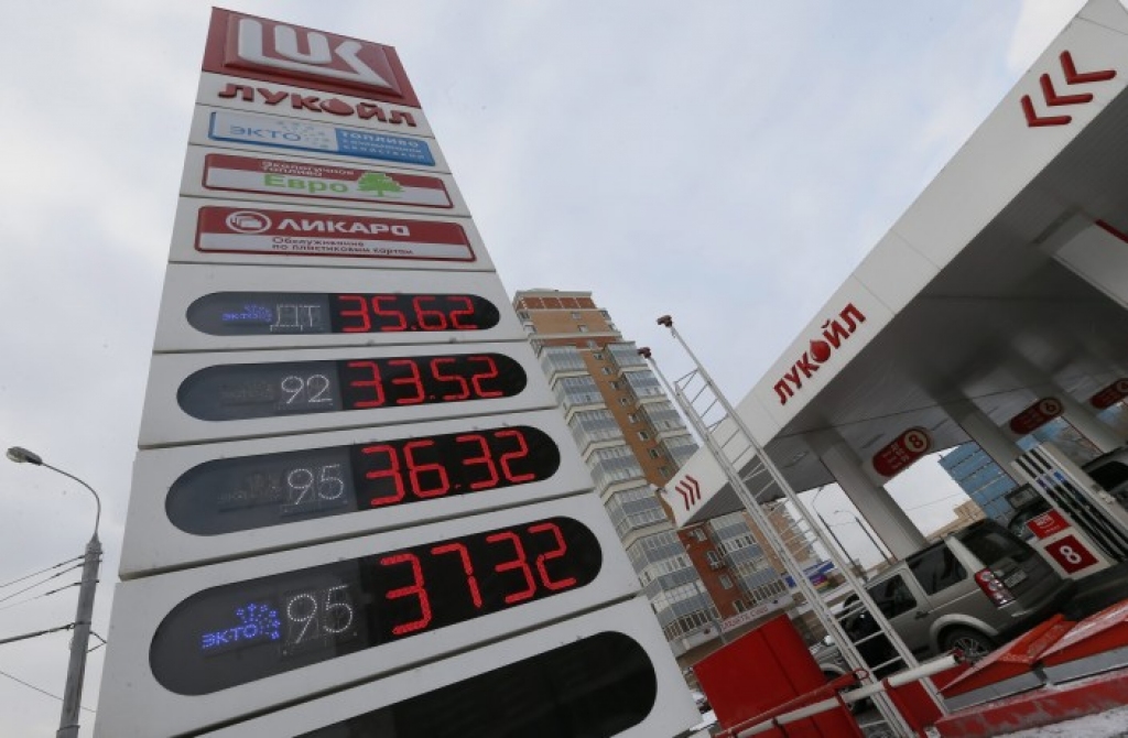 Lukoil pārdos aktīvus Latvijā un Lietuvā