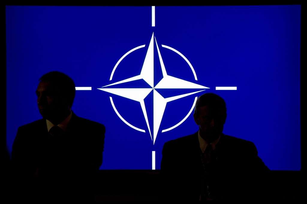 NATO kategoriski noraida apgalvojumus par alianses "draudiem" Krievijai