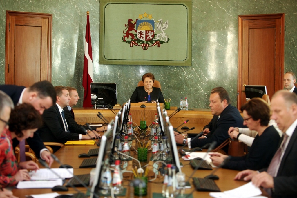 Decembrī būtiski pasliktinājies valdības darba vērtējums