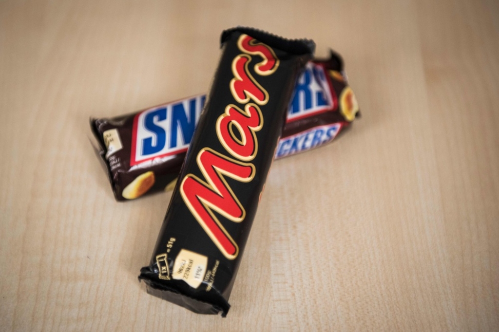 Mars Vācijā atsauc Mars un Snickers šokolādes batoniņus