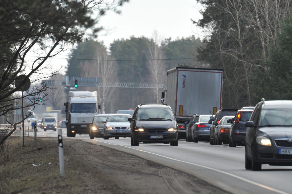 Par PPP projektu ietvaros izbūvētu ceļu naudu no autobraucējiem, visticamāk, neprasīs