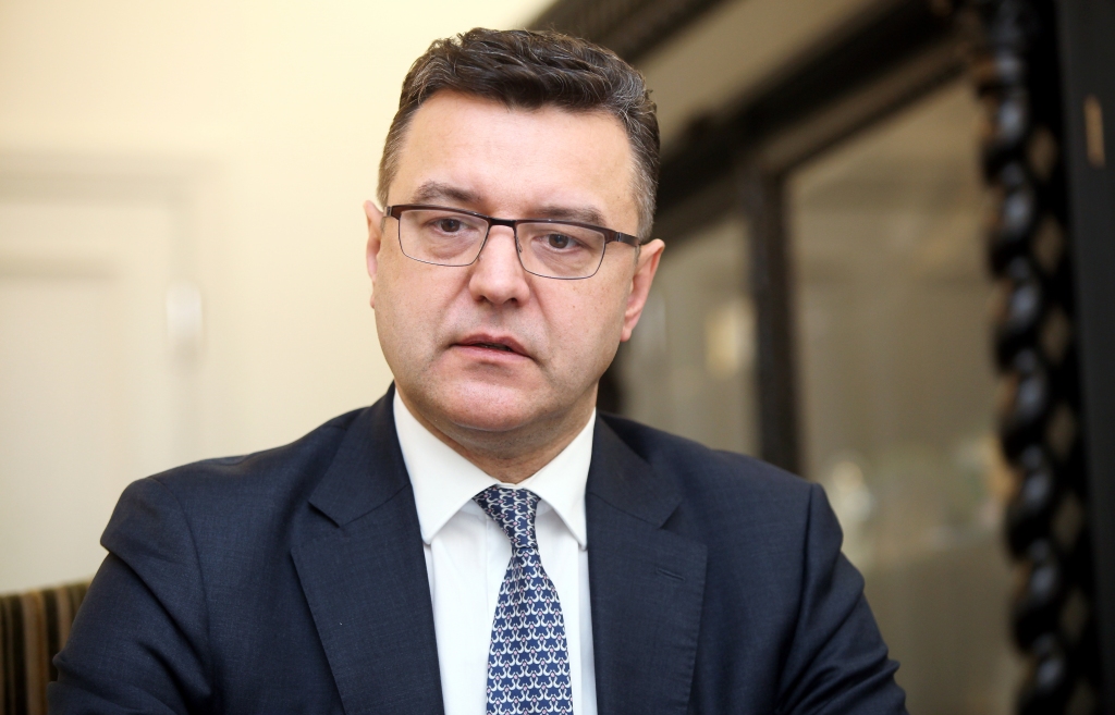 Reirs: Ja visi maksātu normālu sociālo nodokli, tad nodrošinātu pensijas gan vecākiem, gan sev