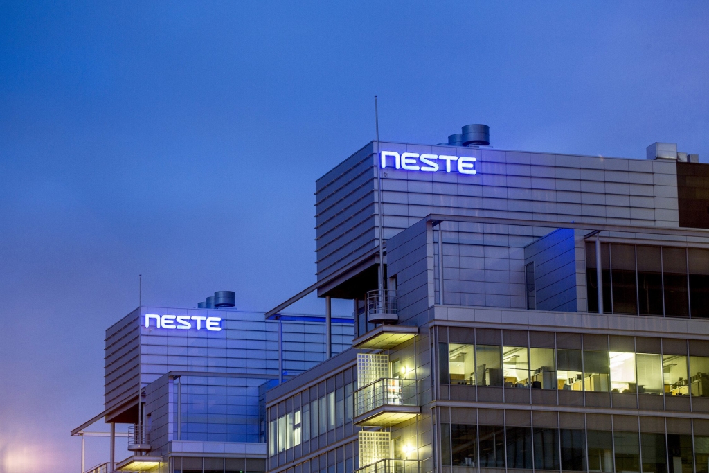 Neste Oil nosaukuma maiņa Latvijā izmaksās 150 tūkstošus eiro