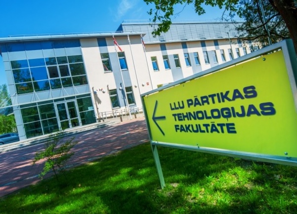 FOTO: LLU Pārtikas tehnoloģijas fakultātes studiju un zinātnes centrā ieguldīti 18 miljoni eiro