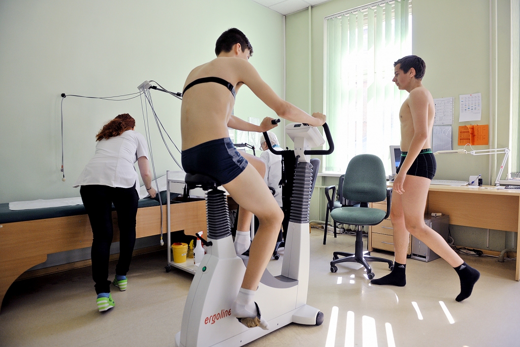 Ik gadu speciālās pārbaudes visiem bērniem sportistiem garantēt nevar
