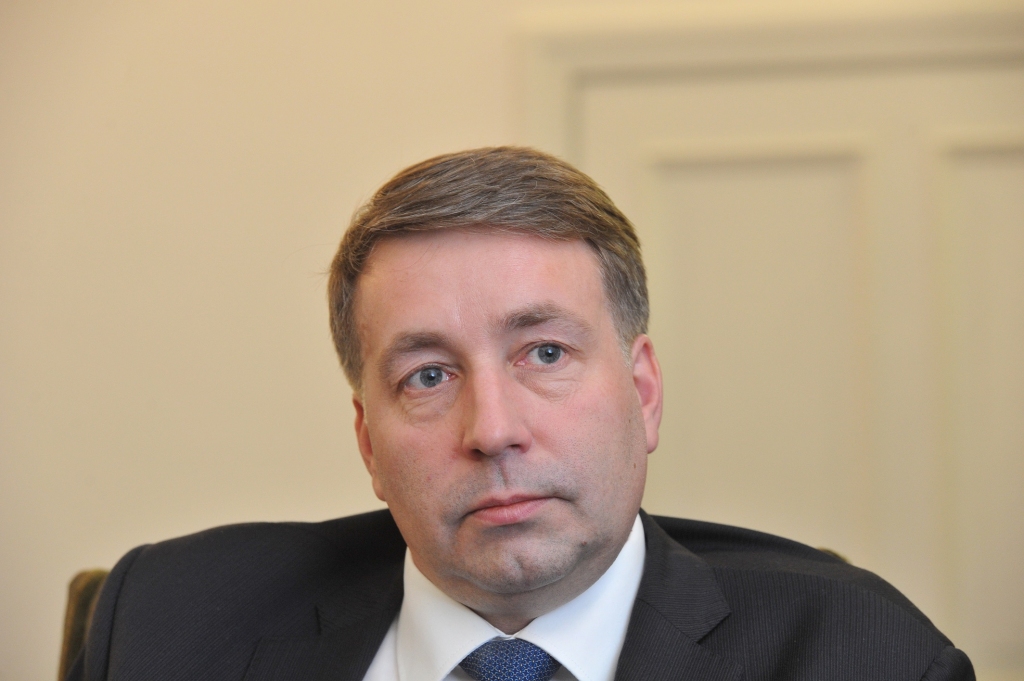 Augulis: par elektrovilcienu iepirkumu lems valdībā