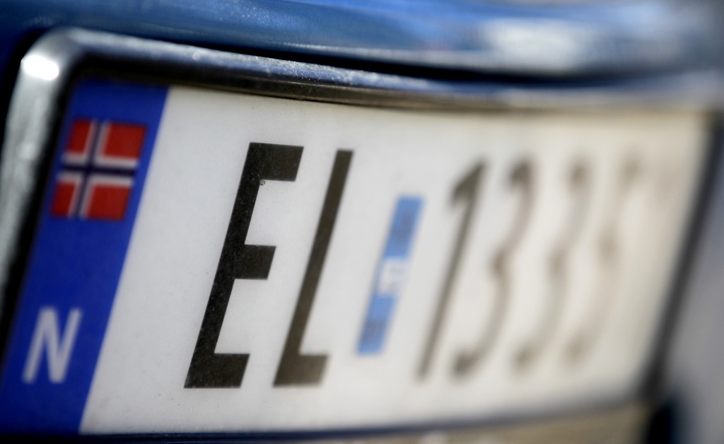 Norvēģija pārtrauks fosilās degvielas auto tirdzniecību