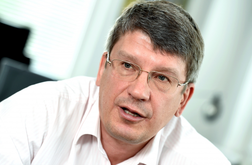 Uzņēmējs: Lauksaimniecības atkarība no ES fondiem sarežģī tehnikas izplatītāju darbības plānošanu