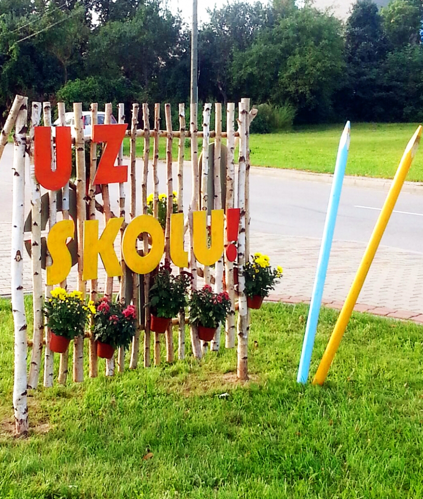 Ciemu rotā par godu mācību gada sākumam