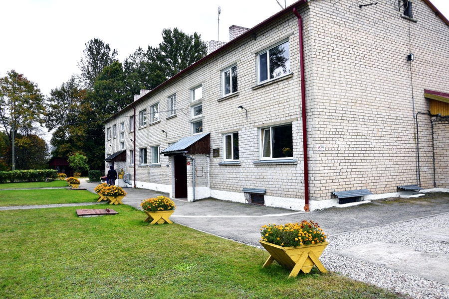 Sarūkot ieslodzīto skaitam, slēgs Vecumnieku cietumu