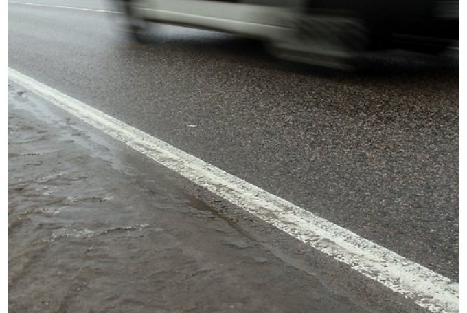 Apledojuma dēļ šorīt daudzviet Latvijā apgrūtināta braukšana, arī pa A7 šoseju no Iecavas līdz Lietuvas robežai