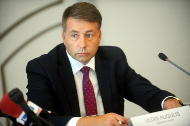 Augulis atbildi Bauskas domei gatavos piektdien
