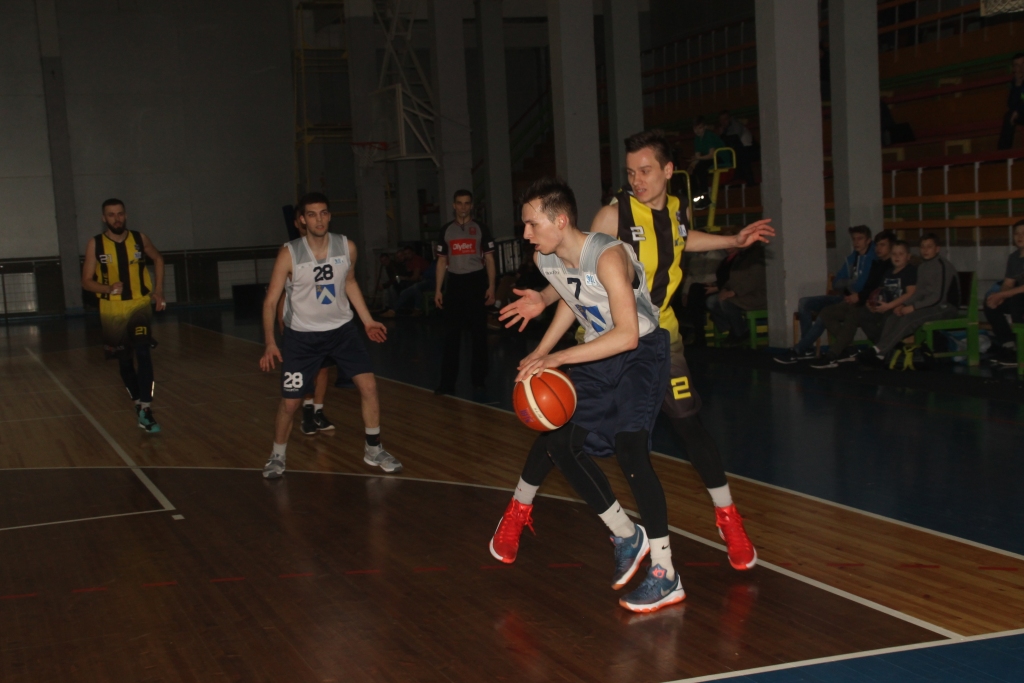 Basketbola līgās tuvojas spraigākie sezonas notikumi