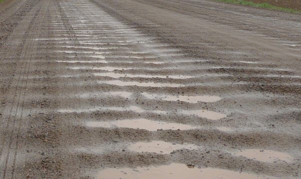 Saistībā ar kritisko ceļu stāvokli Zemgales pašvaldības lūdz atjaunot valsts autoceļu fondu