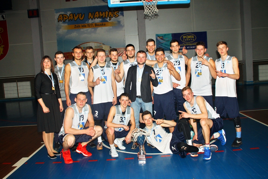 Basketbolistiem vēsturisks panākums