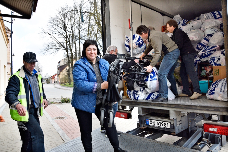 No Norvēģijas atved invalīdu ratiņus