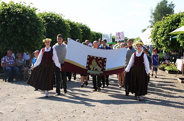 Rundālē novada svētkus rīko vēlēšanu dienā