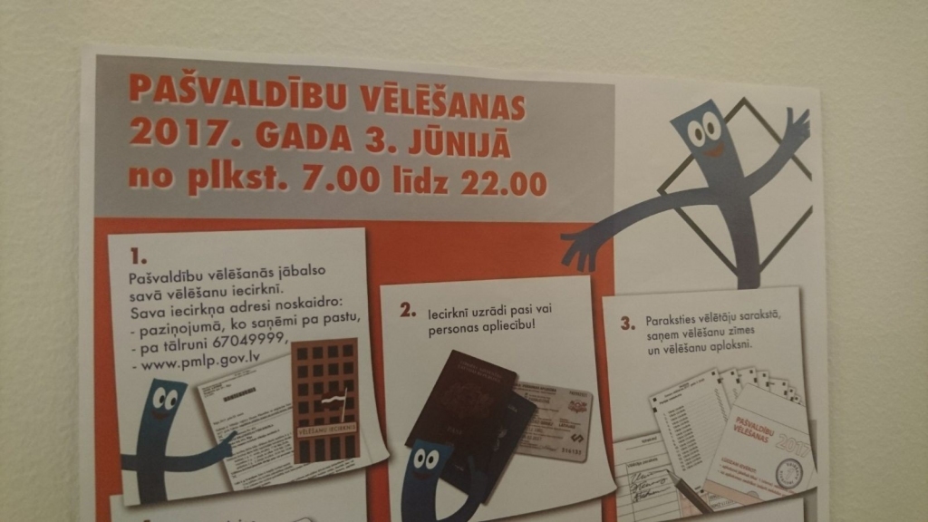 Pirmajā vēlēšanu stundā pārsvarā balso vecāka gada gājuma cilvēki