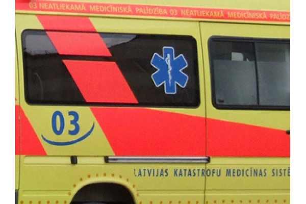 Rundālē suns sakož trīs gadus vecu meiteni