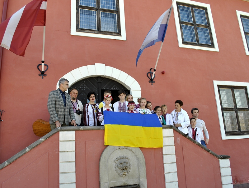 Ukraiņu bērni Latvijā bauda mieru