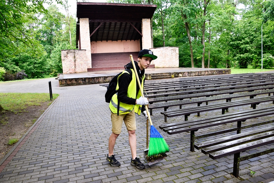 Apjauš algota darba jēgu